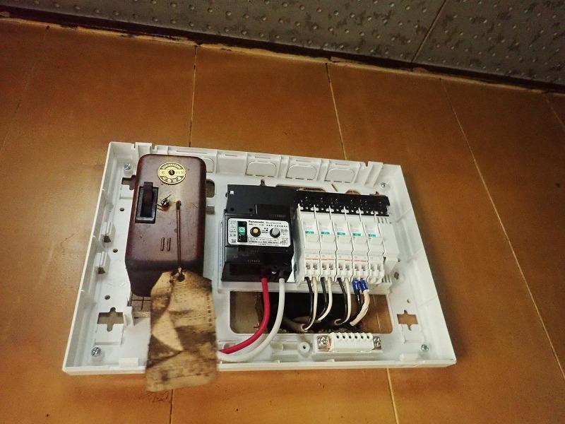 エアコンコンセント取付