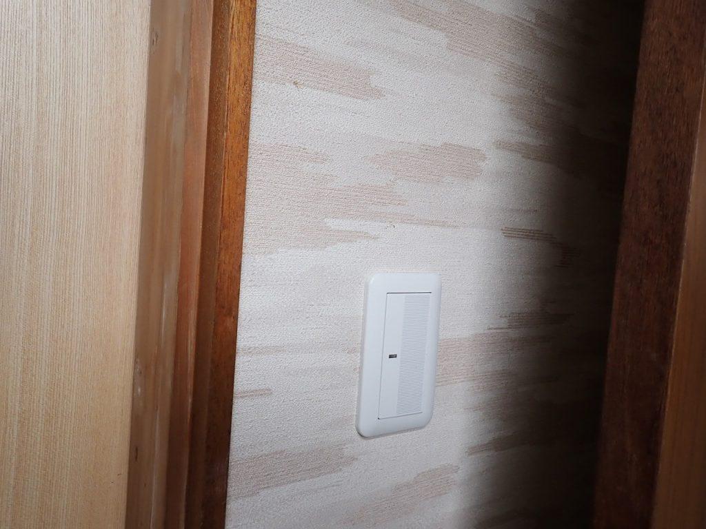 屋根裏換気扇取付工事