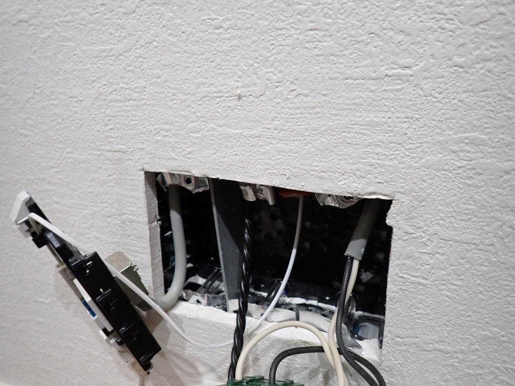 柏市テレビ端子の増設工事